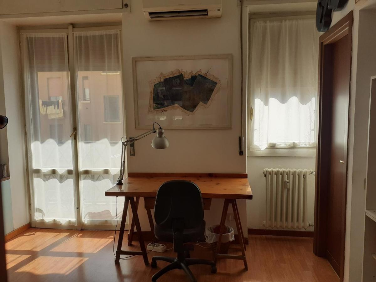 Camera A Milano Zona Nolo Cimiano Leilighet Eksteriør bilde